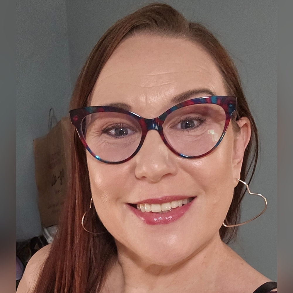 Ariel ~ The Geeky Dreamer~